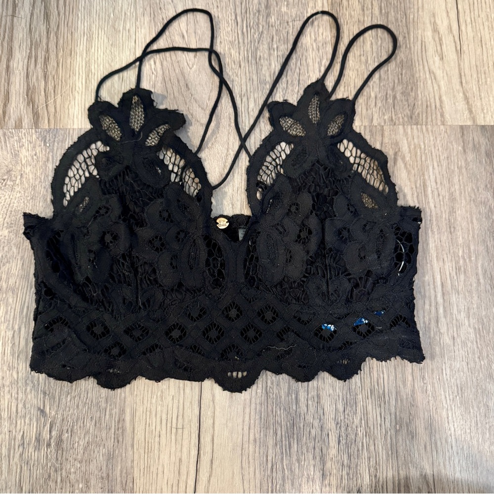 Intimately Free People NWT Adella Black Lace Longline Bralette